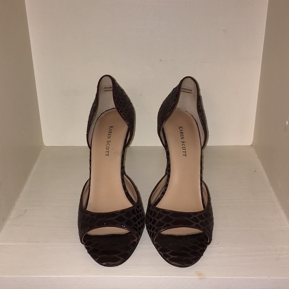 Karen Scott | heels